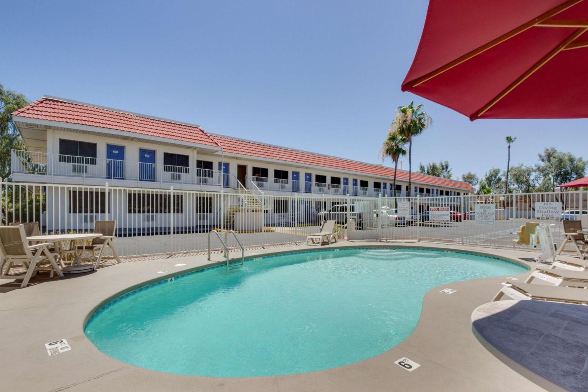 Motel 6-Tempe, Az - Broadway - Asu Buitenkant foto