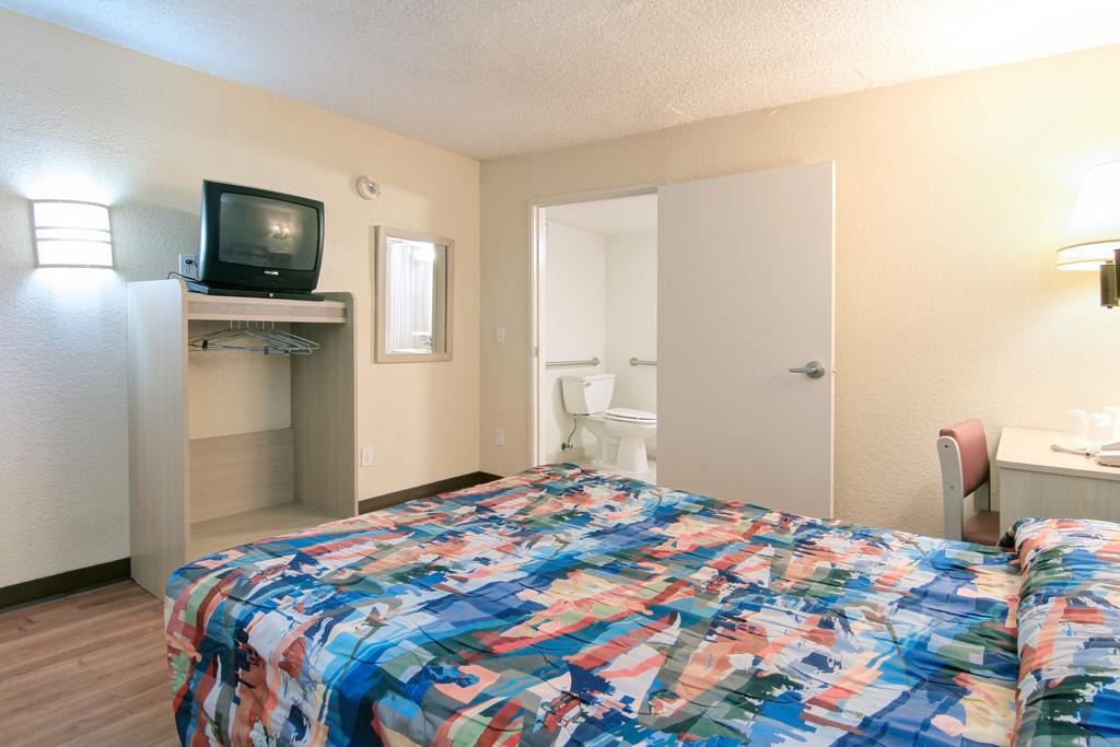 Motel 6-Tempe, Az - Broadway - Asu Buitenkant foto