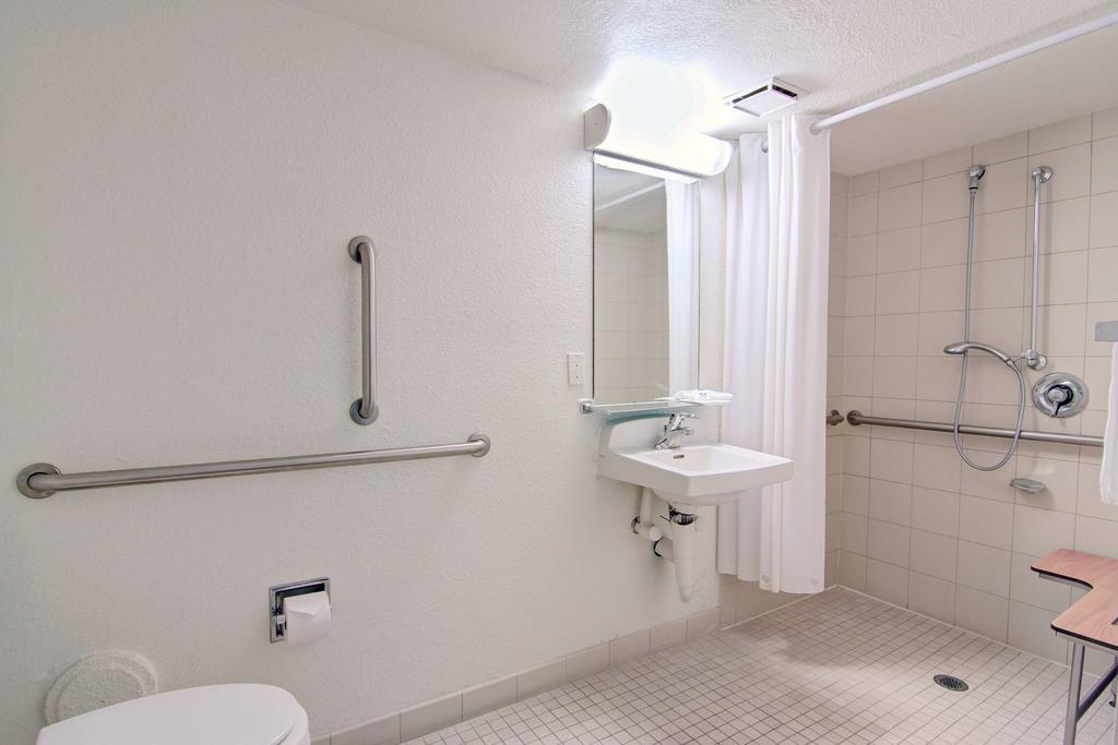 Motel 6-Tempe, Az - Broadway - Asu Buitenkant foto